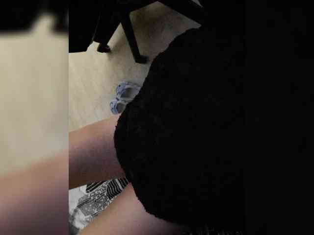 Nikoletta25 webcam