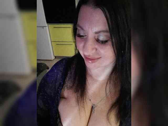 Nikoletta25 webcam