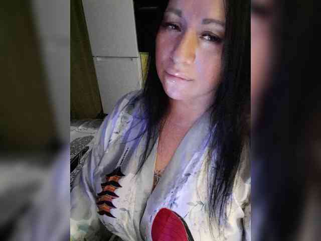 Nikoletta25 webcam