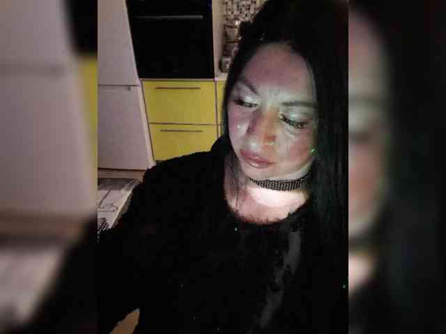 Nikoletta25 webcam