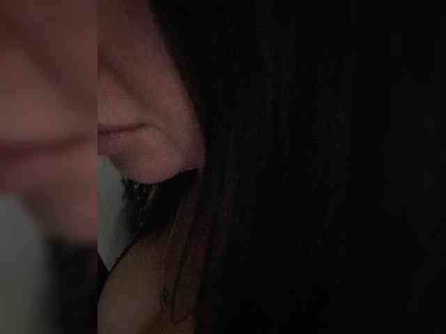 Nikoletta25 webcam