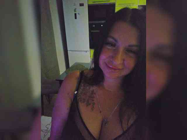 Nikoletta25 webcam