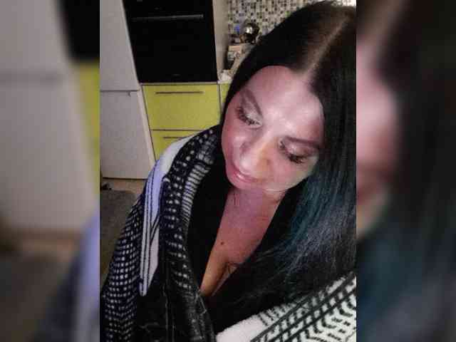 Nikoletta25 webcam