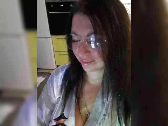 Nikoletta25 webcam