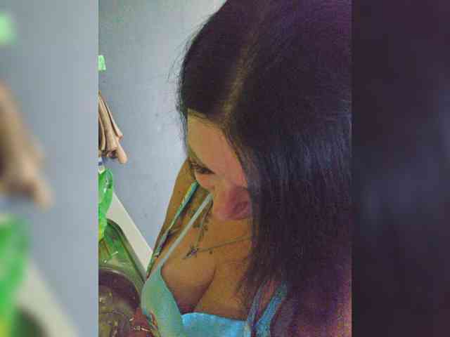 Nikoletta25 webcam