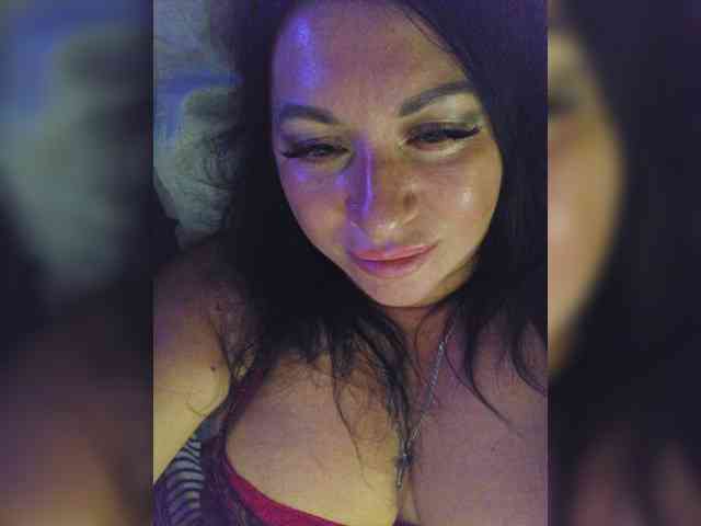 Nikoletta25 webcam