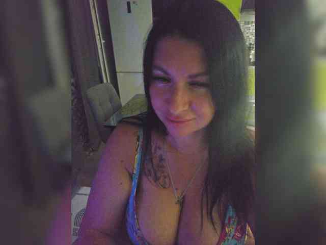 Nikoletta25 webcam