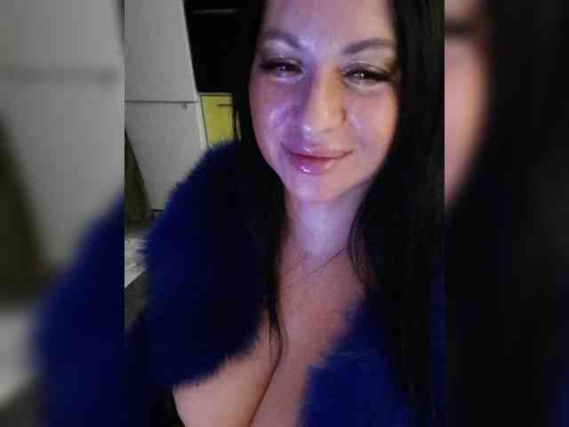 Nikoletta25 webcam