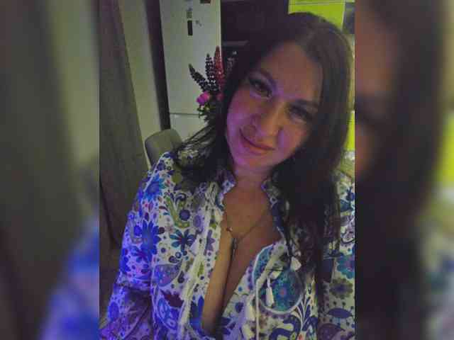 Nikoletta25 webcam