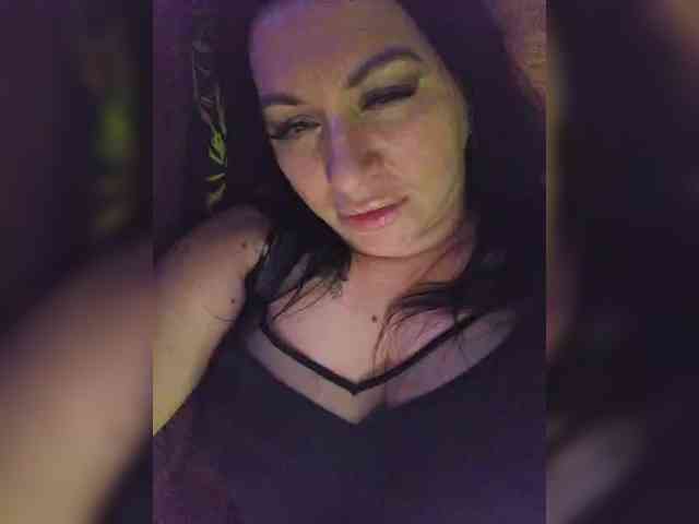 Nikoletta25 webcam