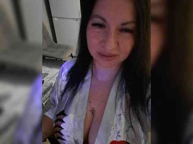 Nikoletta25 webcam