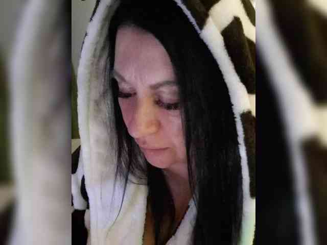Nikoletta25 webcam