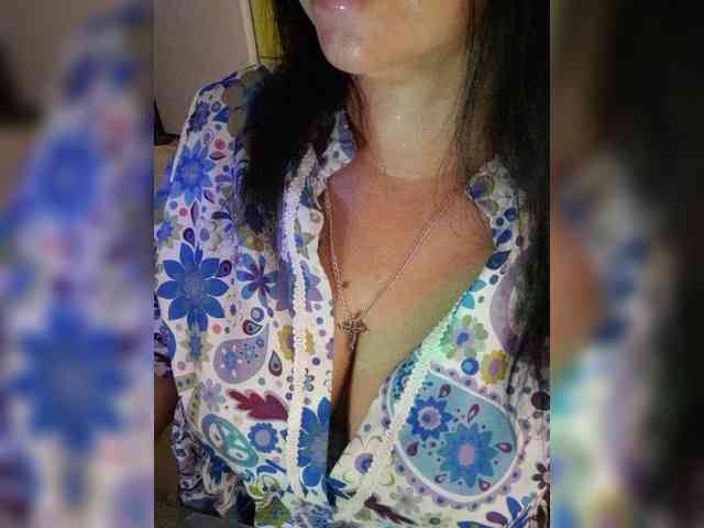 Nikoletta25 webcam