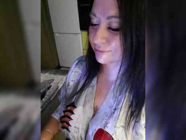 Nikoletta25 webcam
