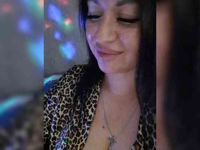 Nikoletta25 webcam