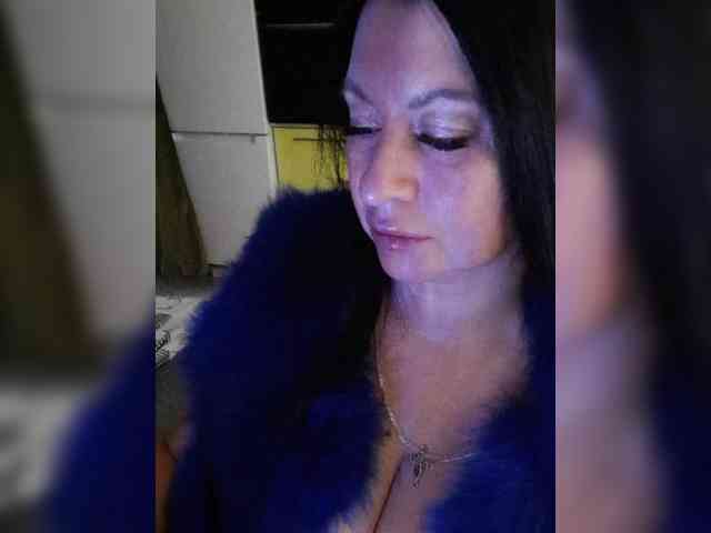 Nikoletta25 webcam
