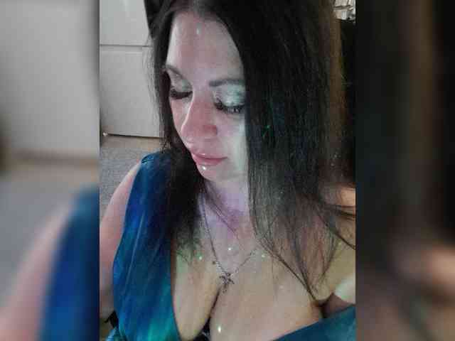 Nikoletta25 webcam