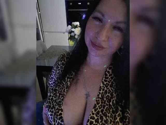 Nikoletta25 webcam