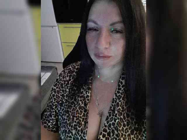 Nikoletta25 webcam