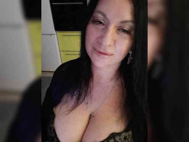 Nikoletta25 webcam