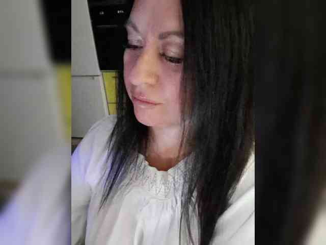 Nikoletta25's webcam live show