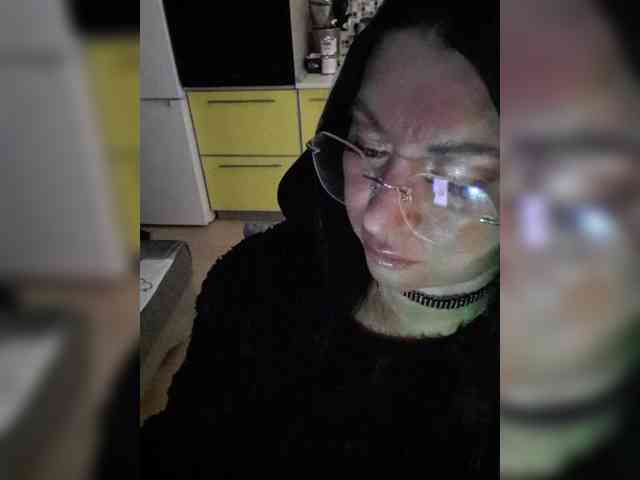 Nikoletta25 webcam