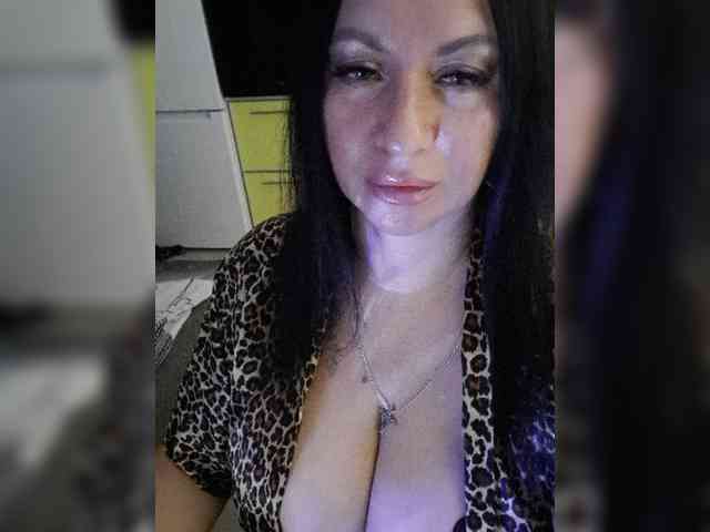 Nikoletta25 webcam
