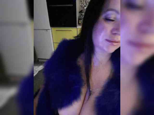 Nikoletta25 webcam