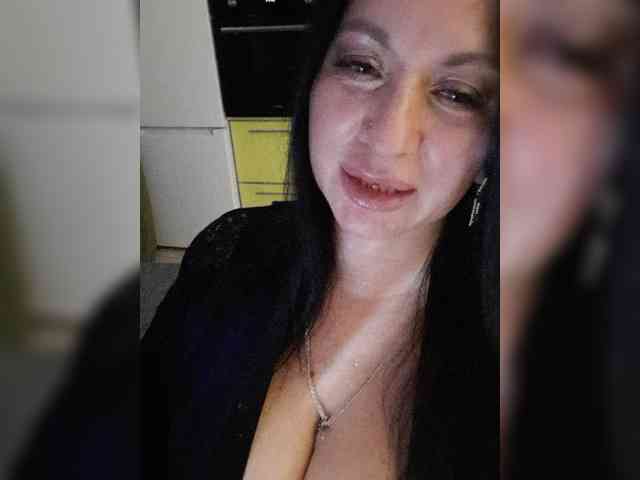 Nikoletta25 webcam