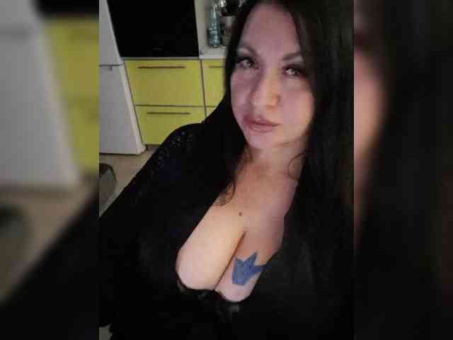 Nikoletta25 webcam
