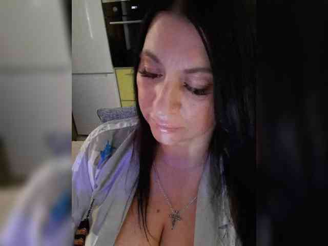 Nikoletta25 webcam