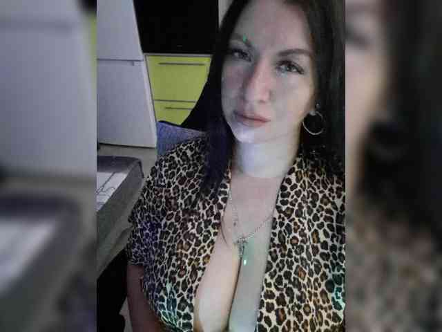 Nikoletta25 webcam