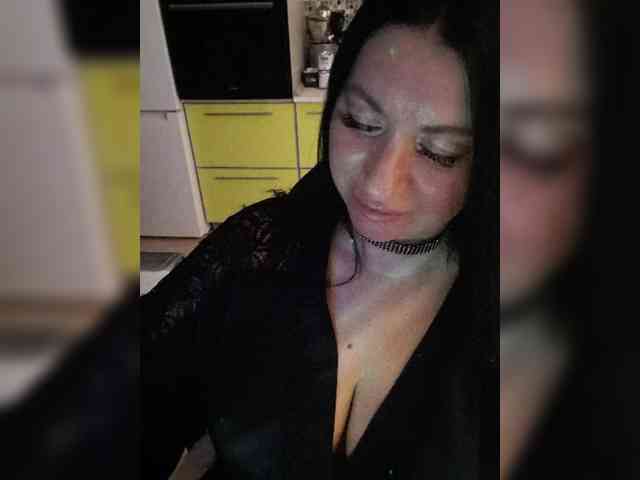 Nikoletta25 webcam
