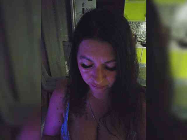 Nikoletta25 webcam