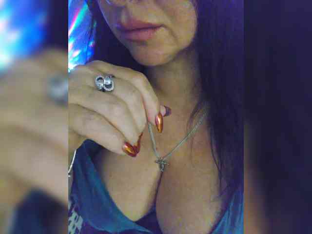 Nikoletta25 webcam