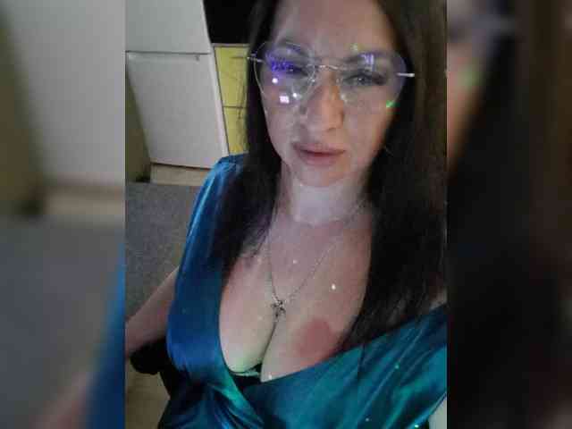 Nikoletta25 webcam