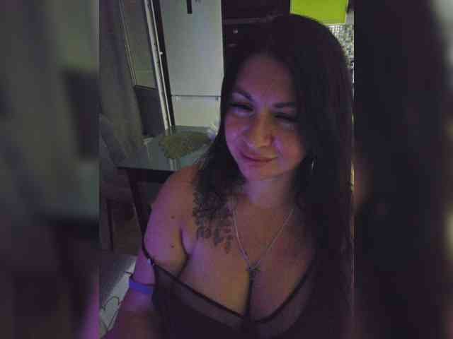 Nikoletta25 webcam