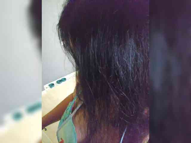 Nikoletta25 webcam