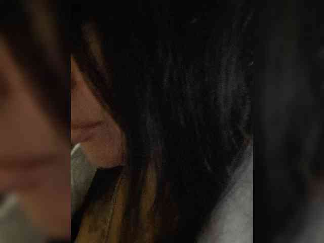 Nikoletta25 webcam