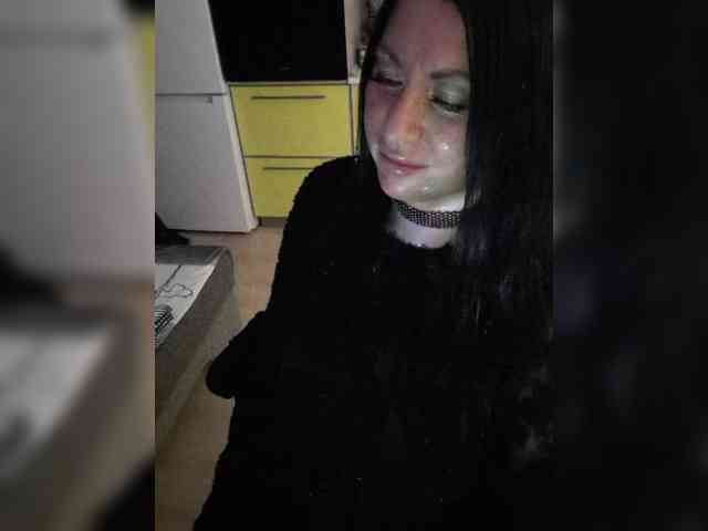 Nikoletta25 webcam