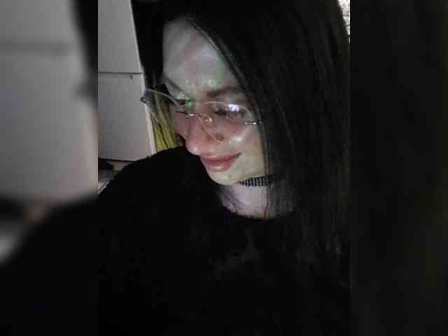 Nikoletta25 webcam