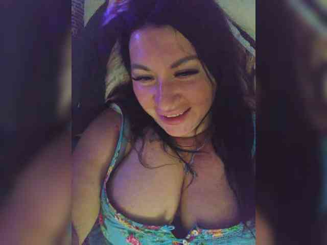 Nikoletta25 webcam