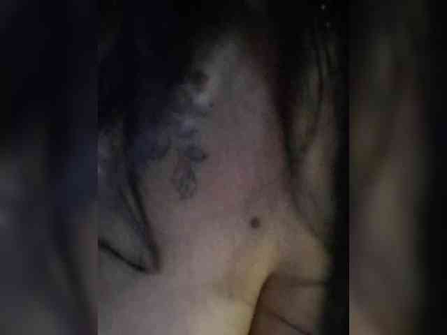 Nikoletta25 webcam