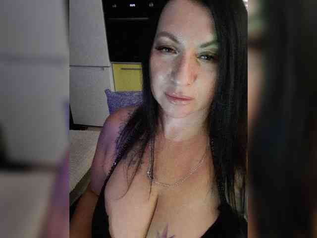 live voyeur web cam Nikoletta25