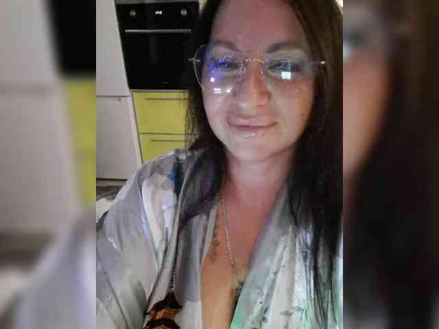 Nikoletta25 webcam