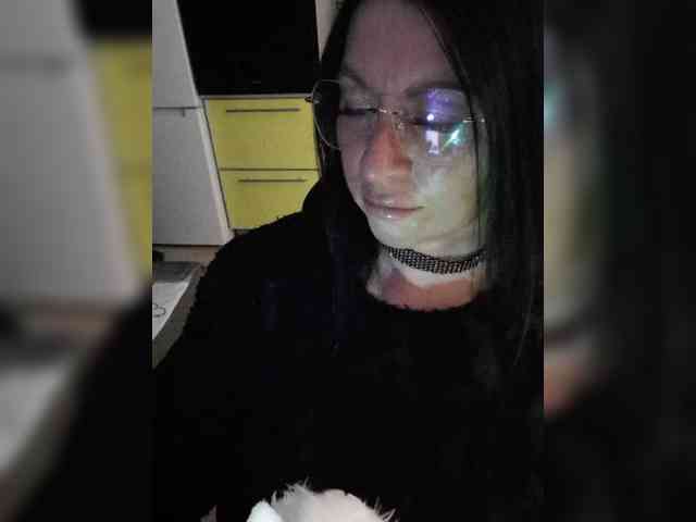 Nikoletta25 webcam