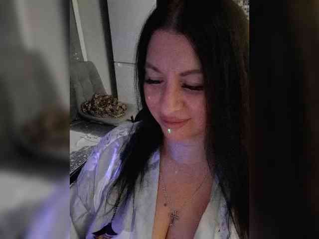 Nikoletta25 webcam