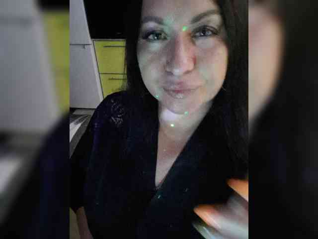Nikoletta25 webcam