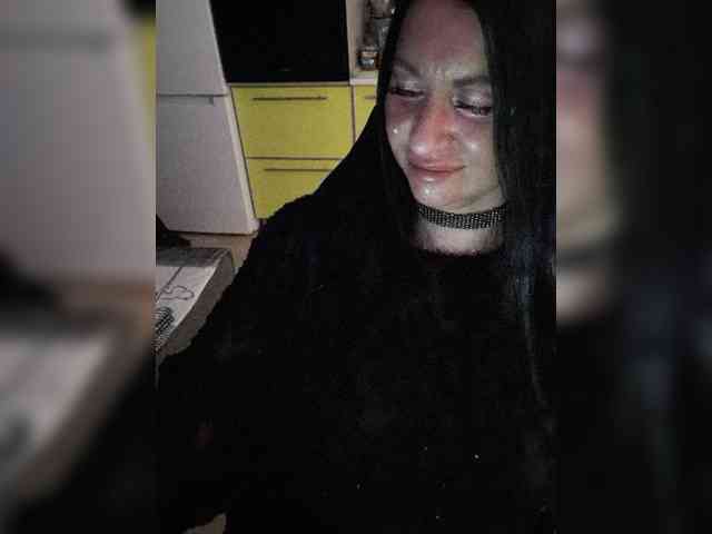 Nikoletta25 webcam