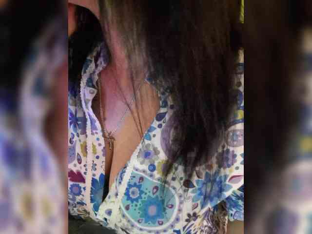Nikoletta25 webcam
